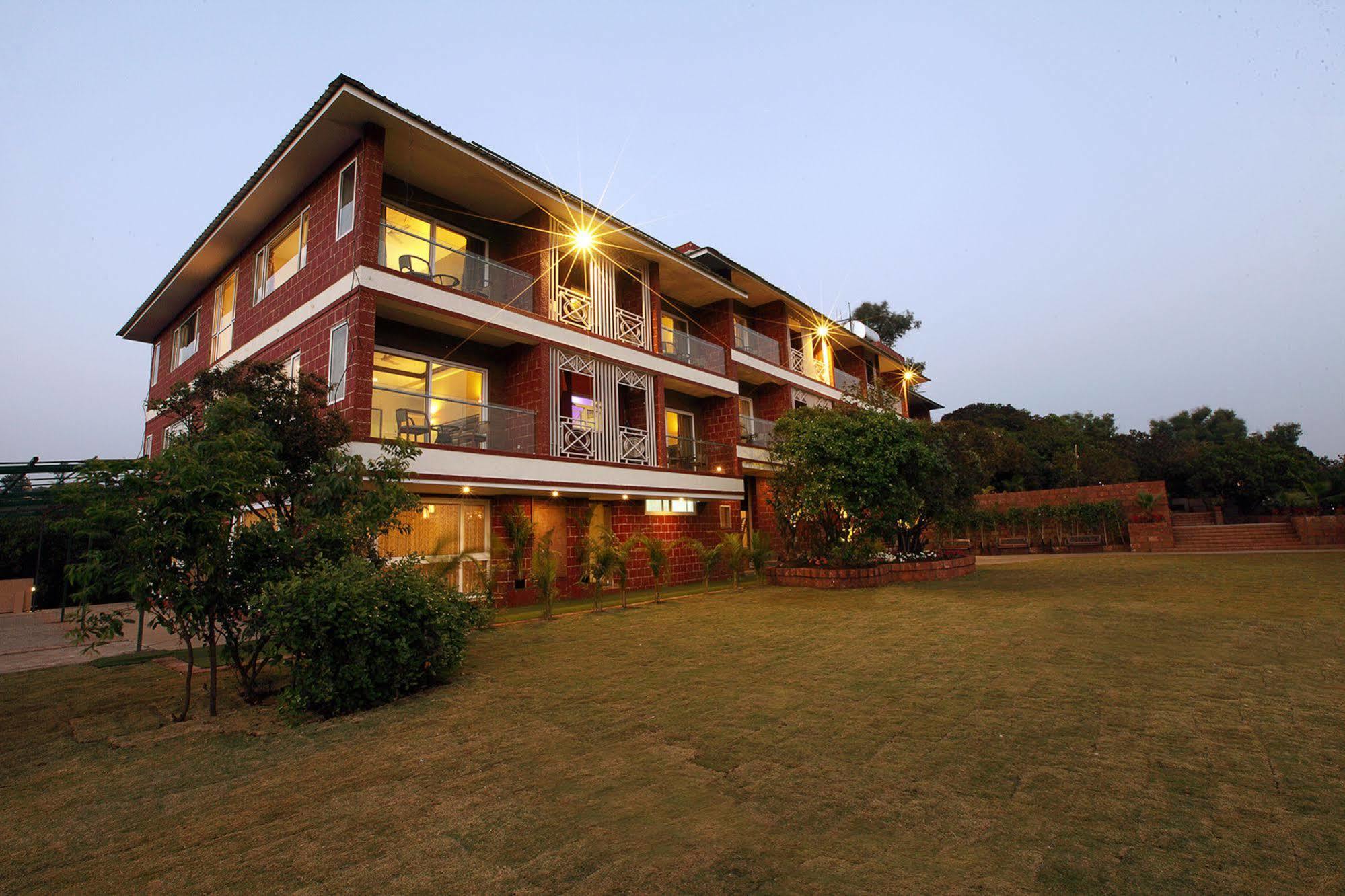 Bella Vista Resort Mahābaleshwar Eksteriør bilde